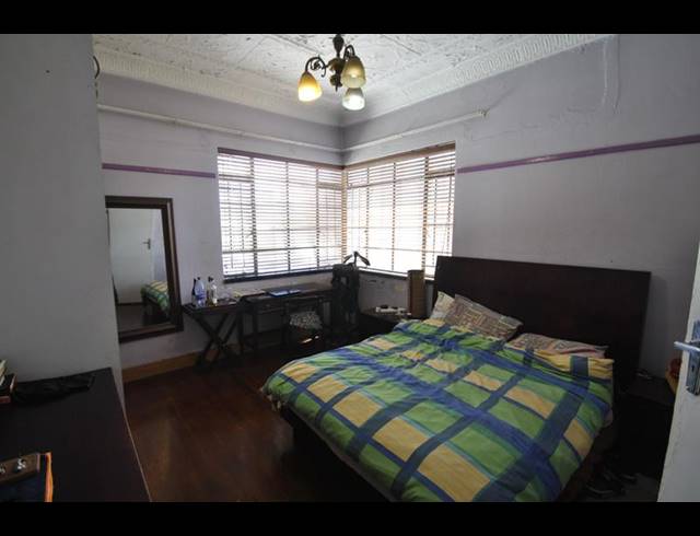 7 BEDROOM HOUSE FOR SALE IN FOREST HILL